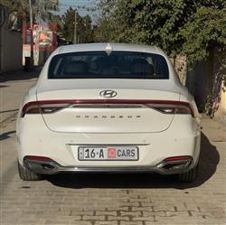 هيونداي أزيرا